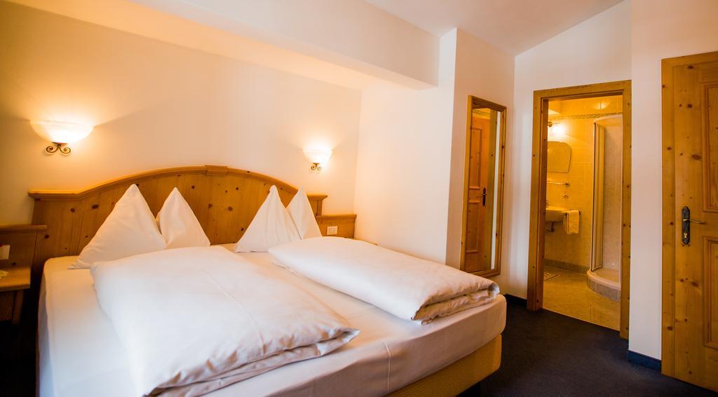 Hotel Restaurant Schaurhof ヴィピテーノ エクステリア 写真